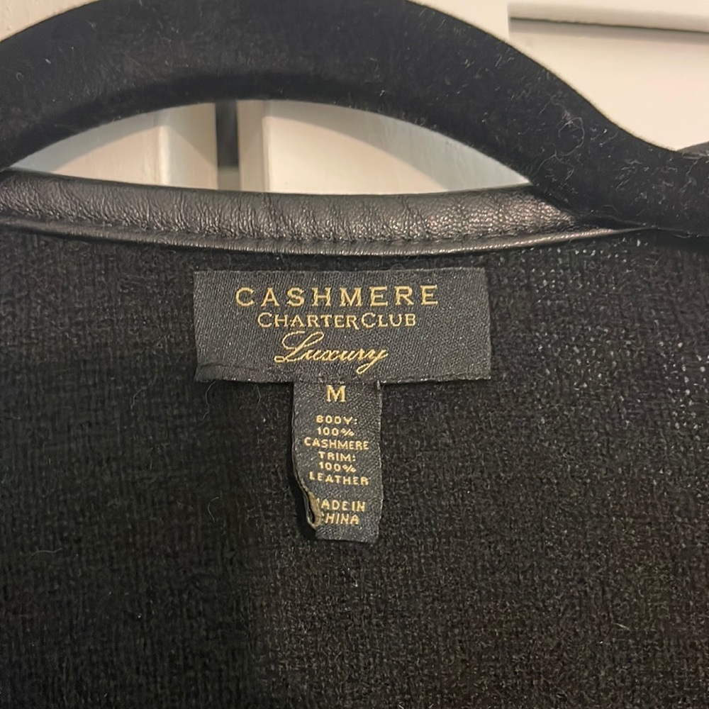 Black cashmere zip up sweater